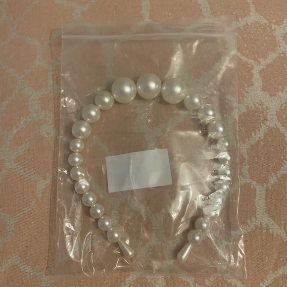 🌸Pearl Headband🌸 - Picture 3 of 3